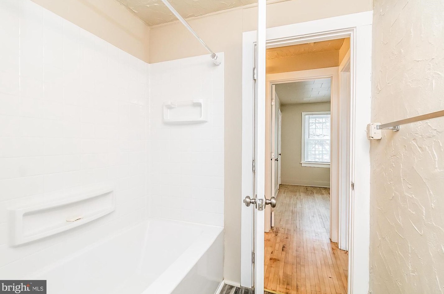 203 Colgate Ave, Baltimore MD  21222-4211 exterior