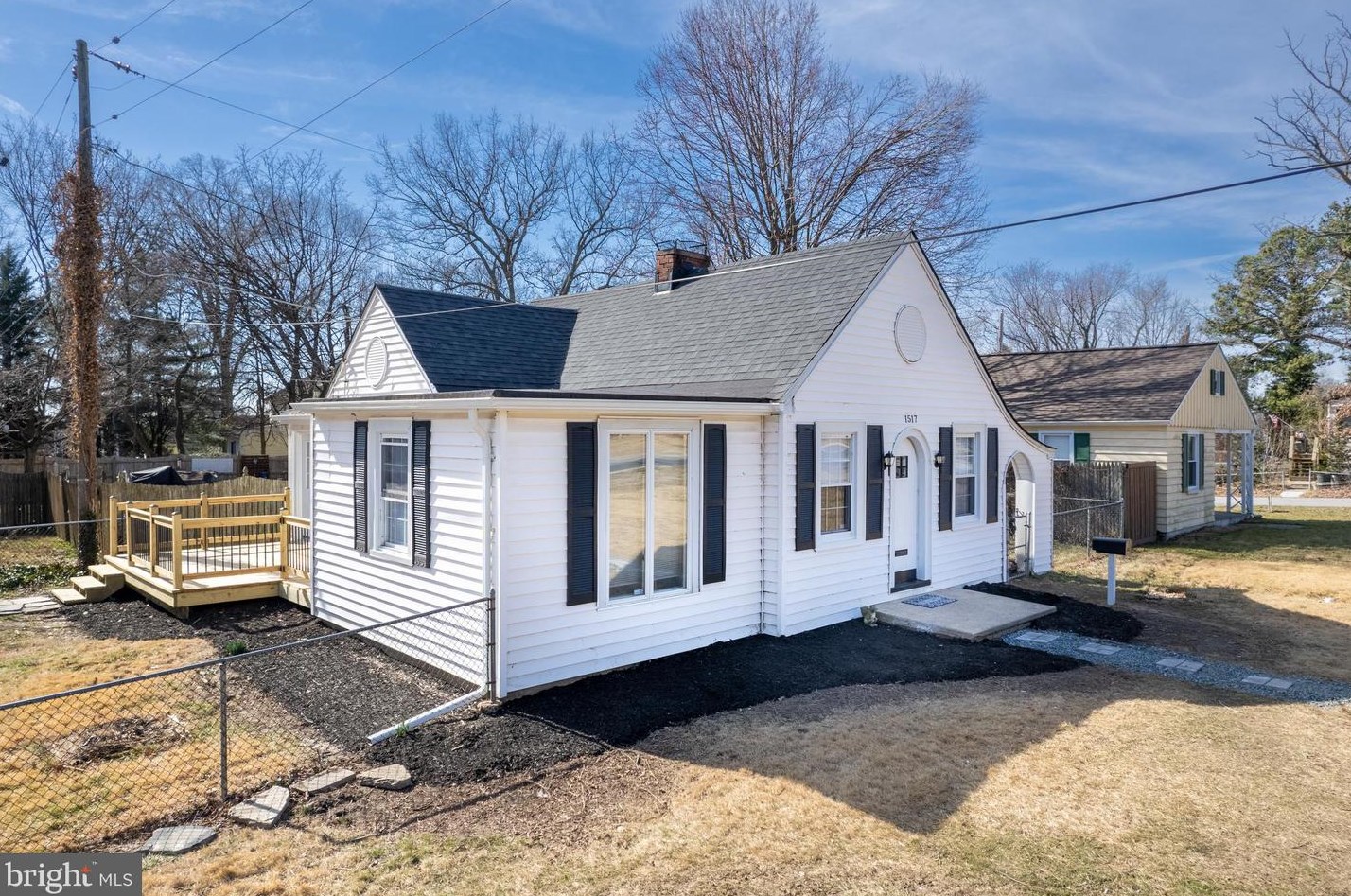 1517 Taylor Ave, Baltimore MD  21234-5240 exterior