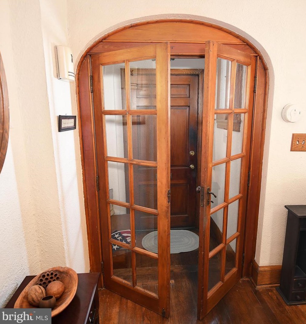 6909 Holabird Ave, Baltimore MD  21222-1748 exterior