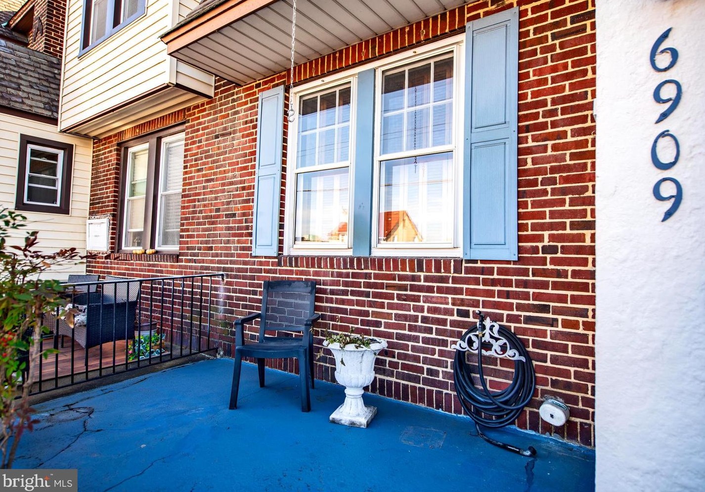 6909 Holabird Ave, Baltimore MD  21222-1748 exterior