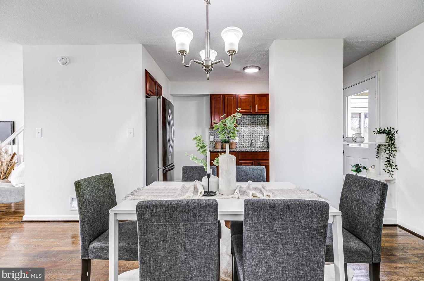 913 Elton Ave, Baltimore MD  21224-3320 exterior