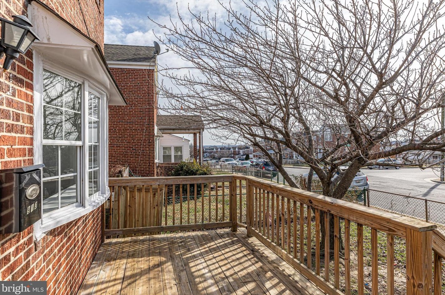 913 Elton Ave, Baltimore MD  21224-3320 exterior
