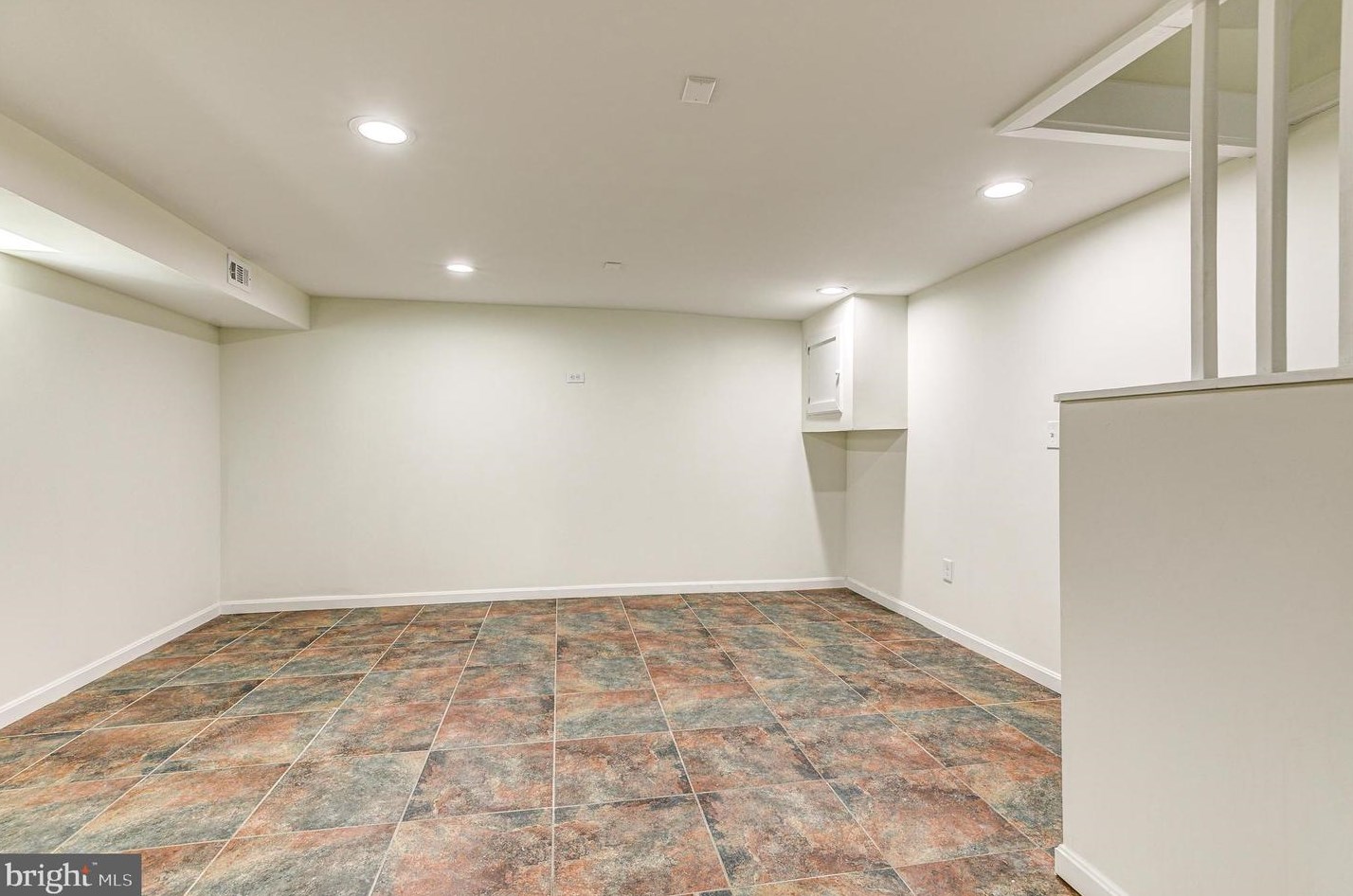 913 Elton Ave, Baltimore MD  21224-3320 exterior