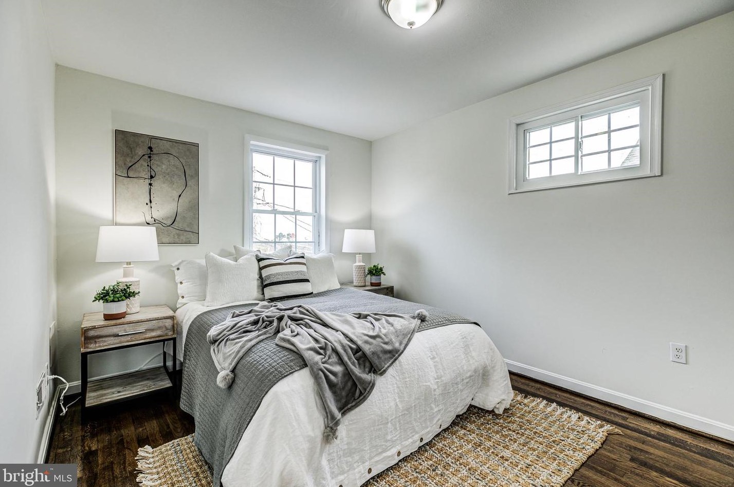 913 Elton Ave, Baltimore MD  21224-3320 exterior