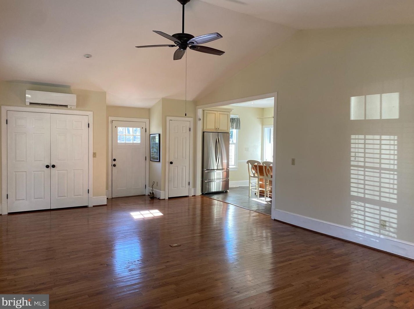 1005 Rolandvue Rd, Baltimore MD  21204-6816 exterior