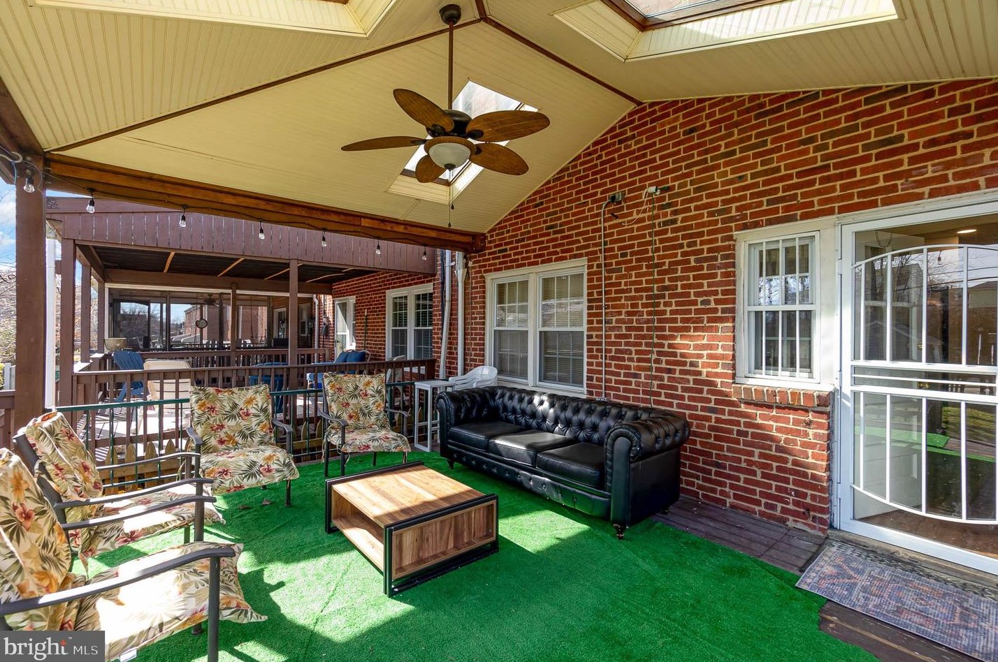 1836 Edgewood Rd, Baltimore MD  21286-5208 exterior