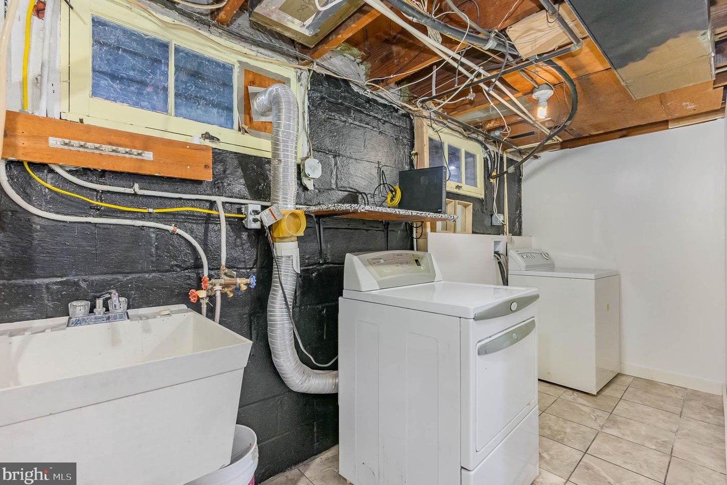 1836 Edgewood Rd, Baltimore MD  21286-5208 exterior