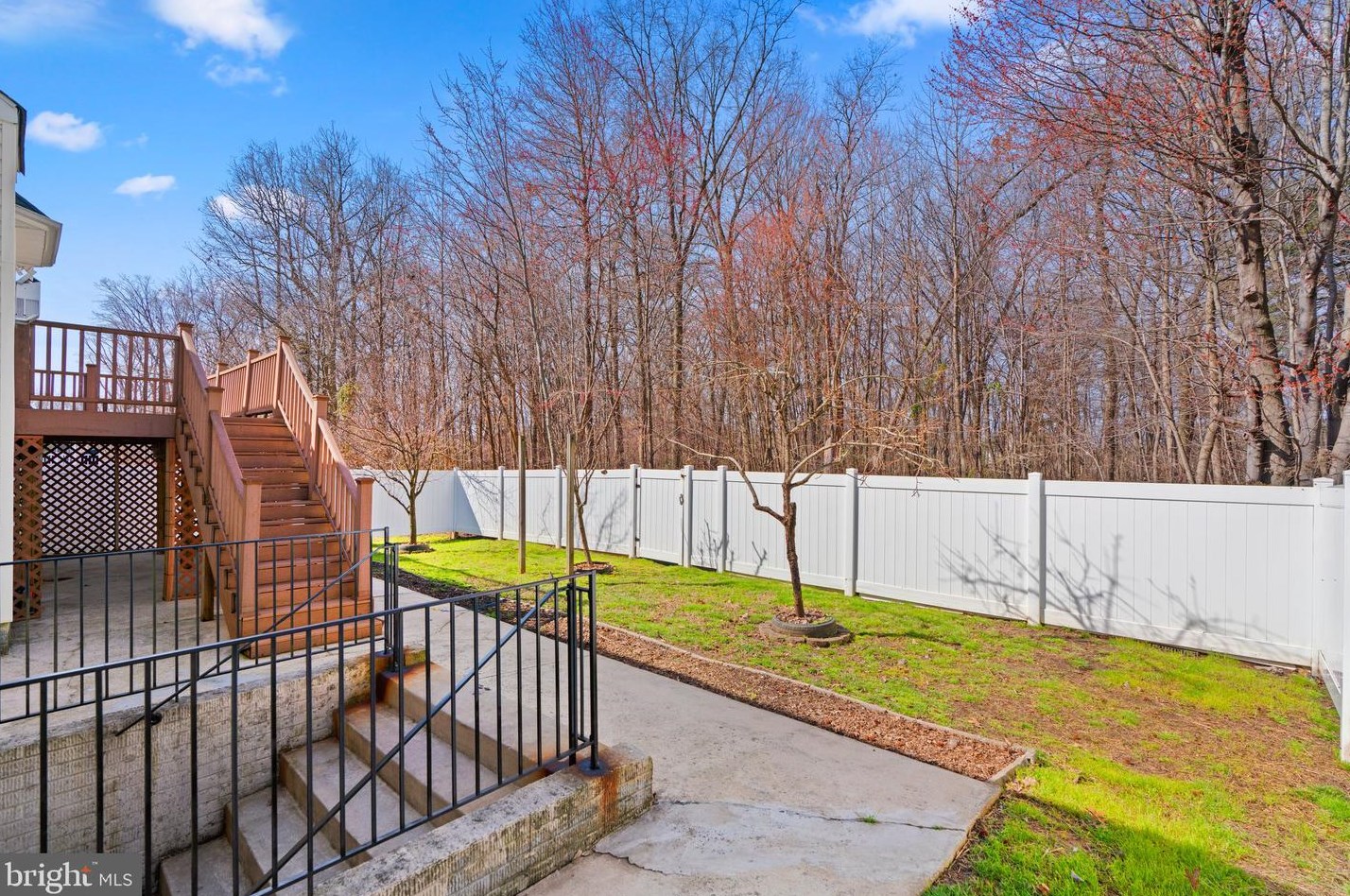 216 Vale Crest Ct, Baltimore MD  21221-4700 exterior