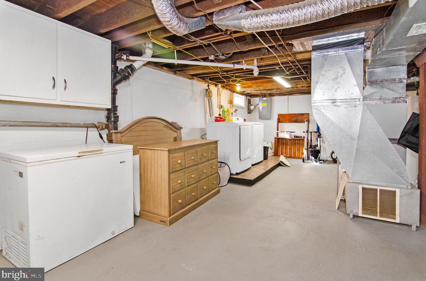 631 Stuart St, Baltimore MD  21221-4832 exterior