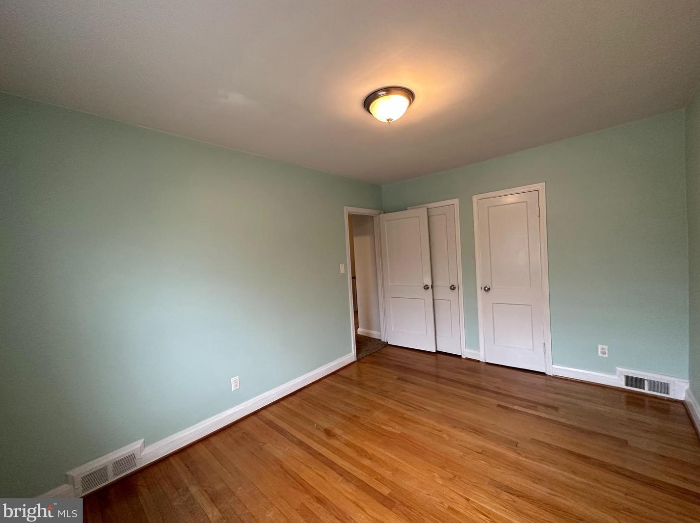 8138 Glen Gary Rd, Baltimore MD  21234-5108 exterior