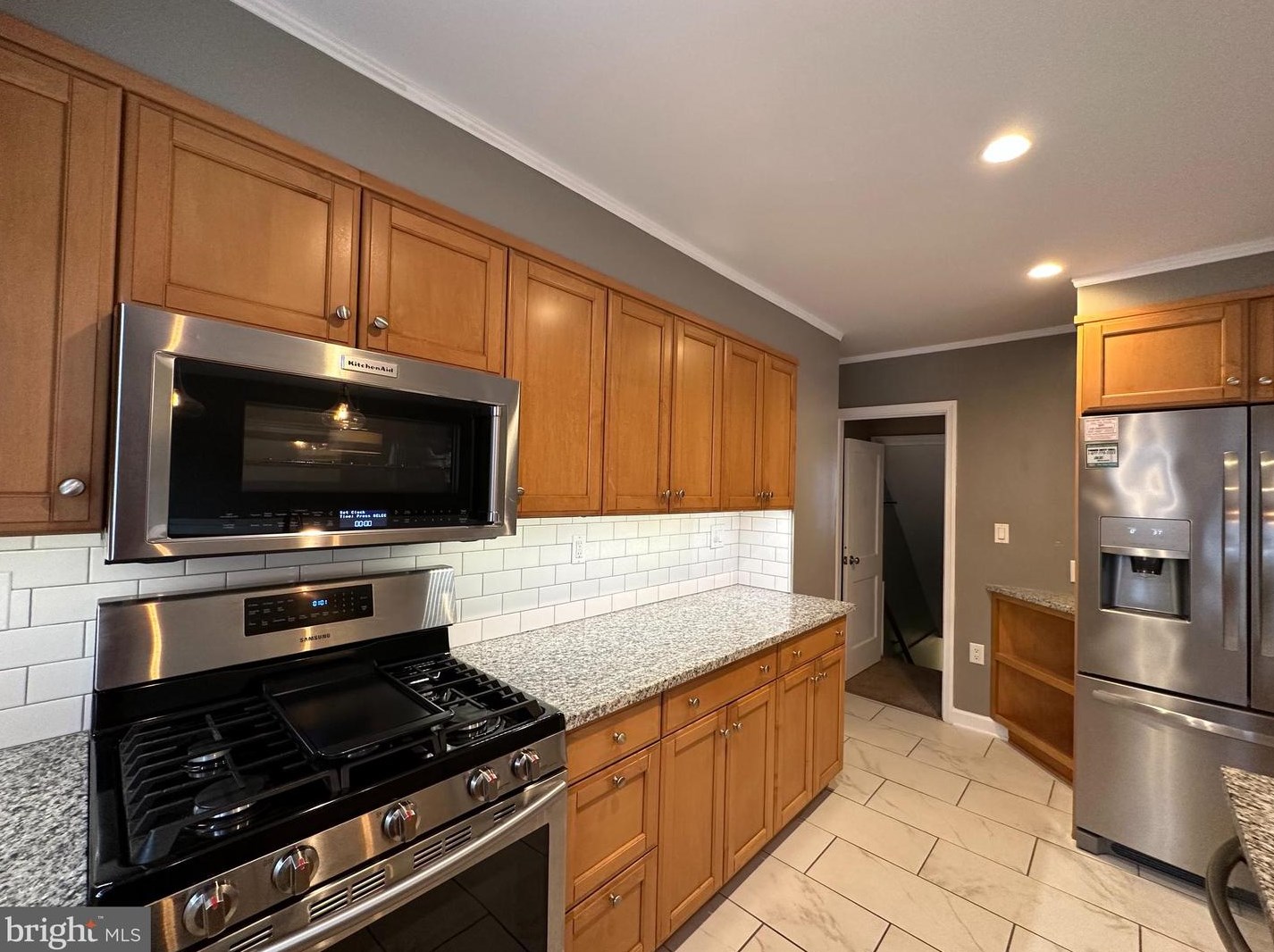 8138 Glen Gary Rd, Baltimore MD  21234-5108 exterior