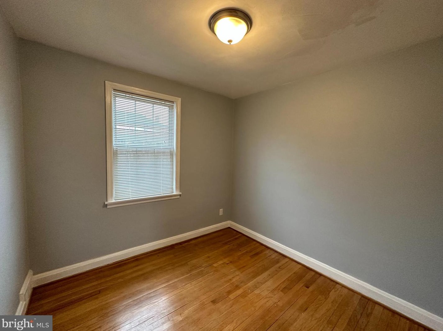 8138 Glen Gary Rd, Baltimore MD  21234-5108 exterior