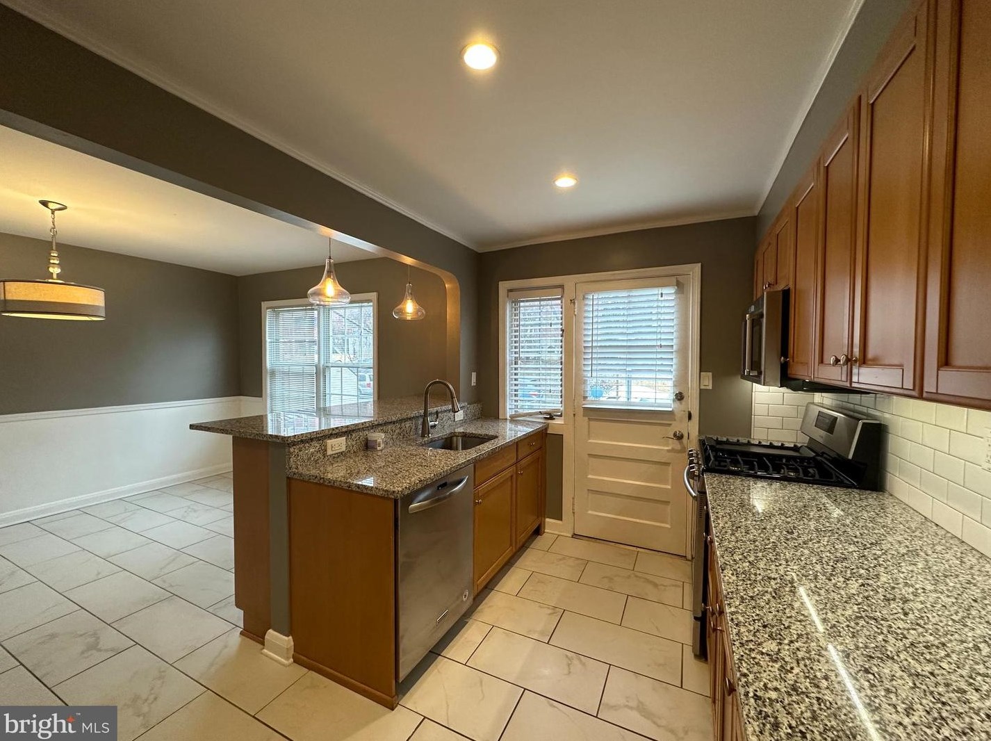 8138 Glen Gary Rd, Baltimore MD  21234-5108 exterior