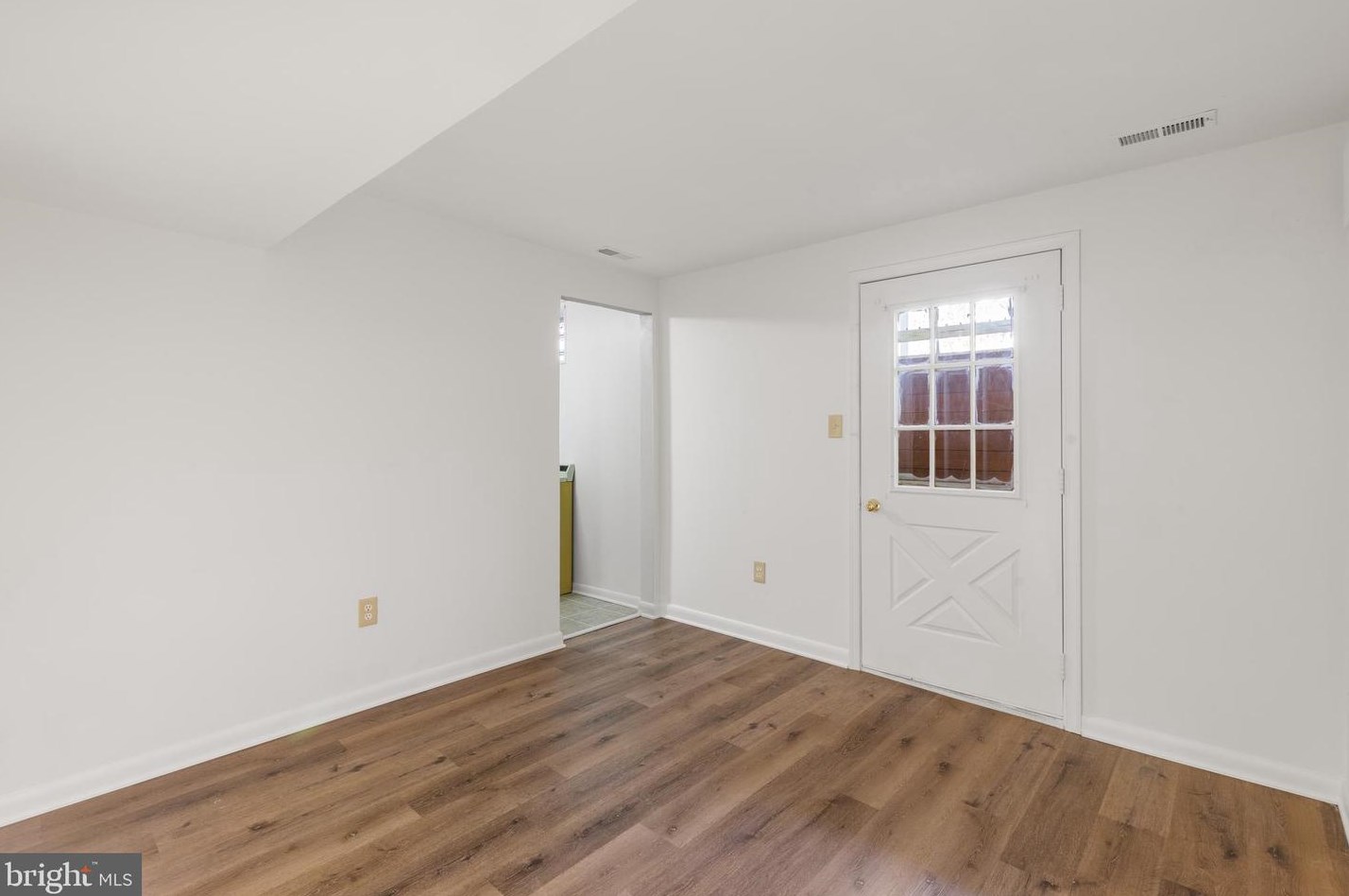 422 Lafayette Ave, Baltimore MD  21228-3226 exterior