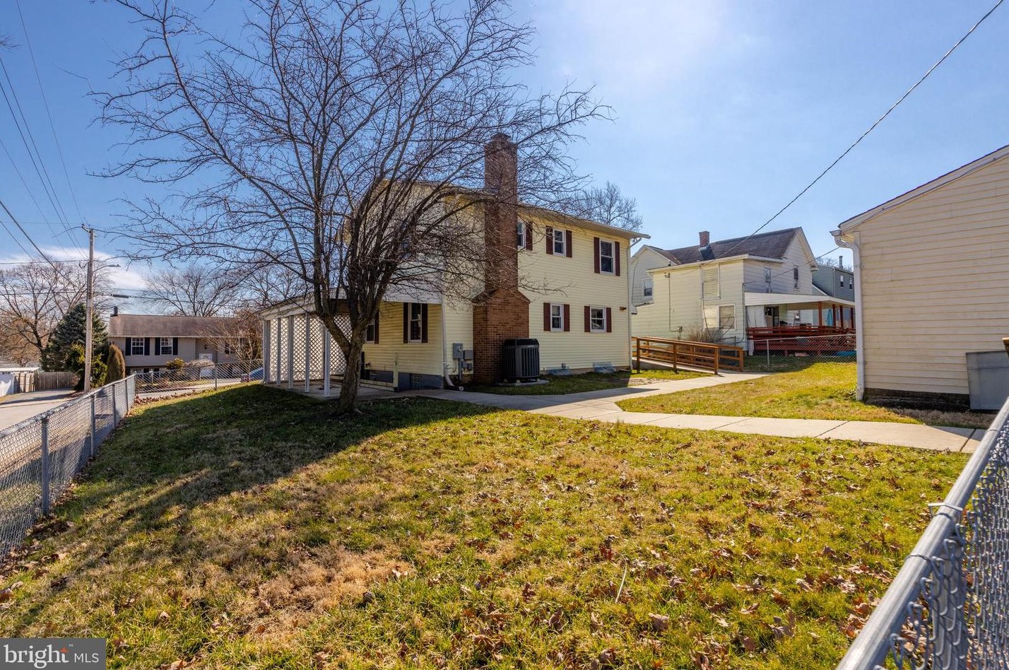 422 Lafayette Ave, Baltimore MD  21228-3226 exterior