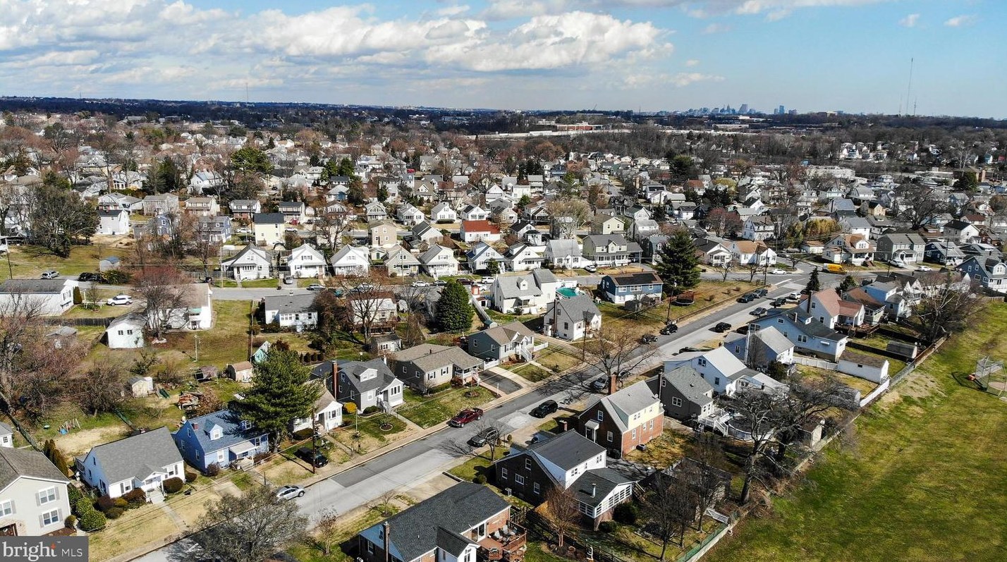 1254 Birch Ave, Baltimore MD  21227-2624 exterior