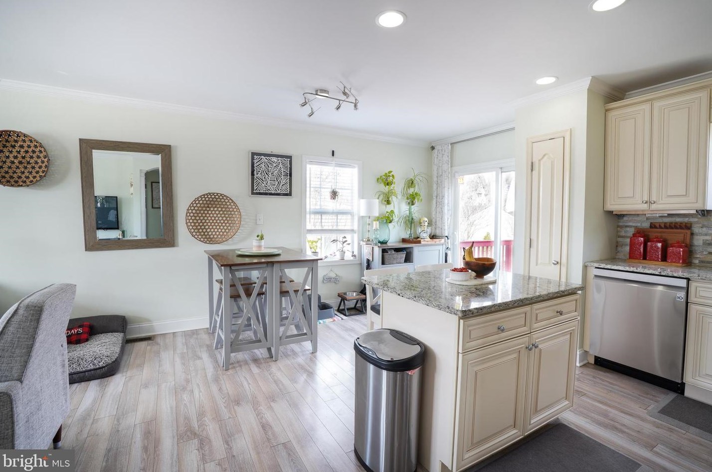 1254 Birch Ave, Baltimore MD  21227-2624 exterior