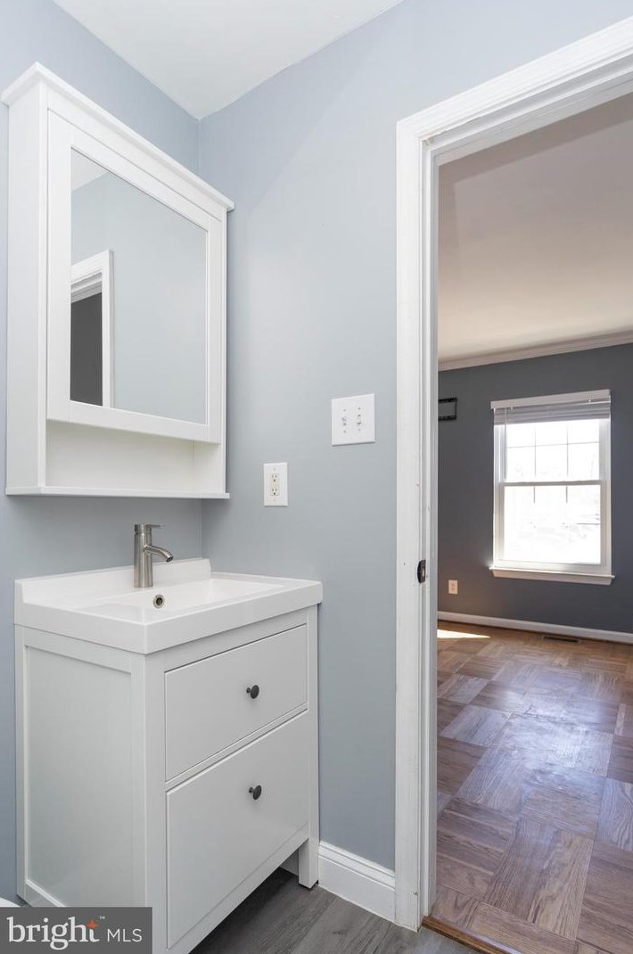 5712 Richardson Mews Sq, Baltimore MD  21227-4291 exterior