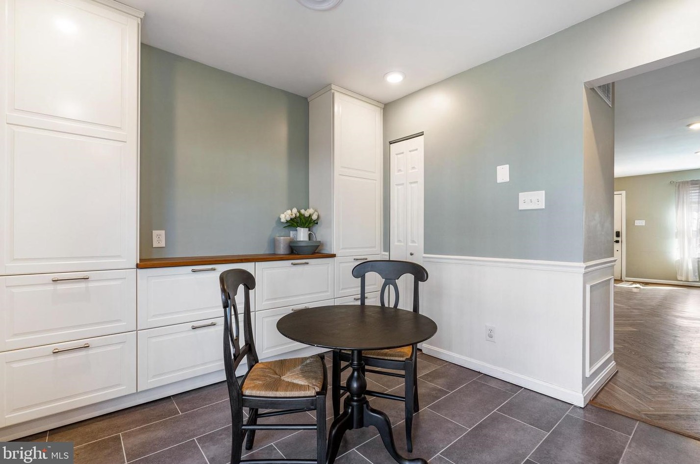 5712 Richardson Mews Sq, Baltimore MD  21227-4291 exterior