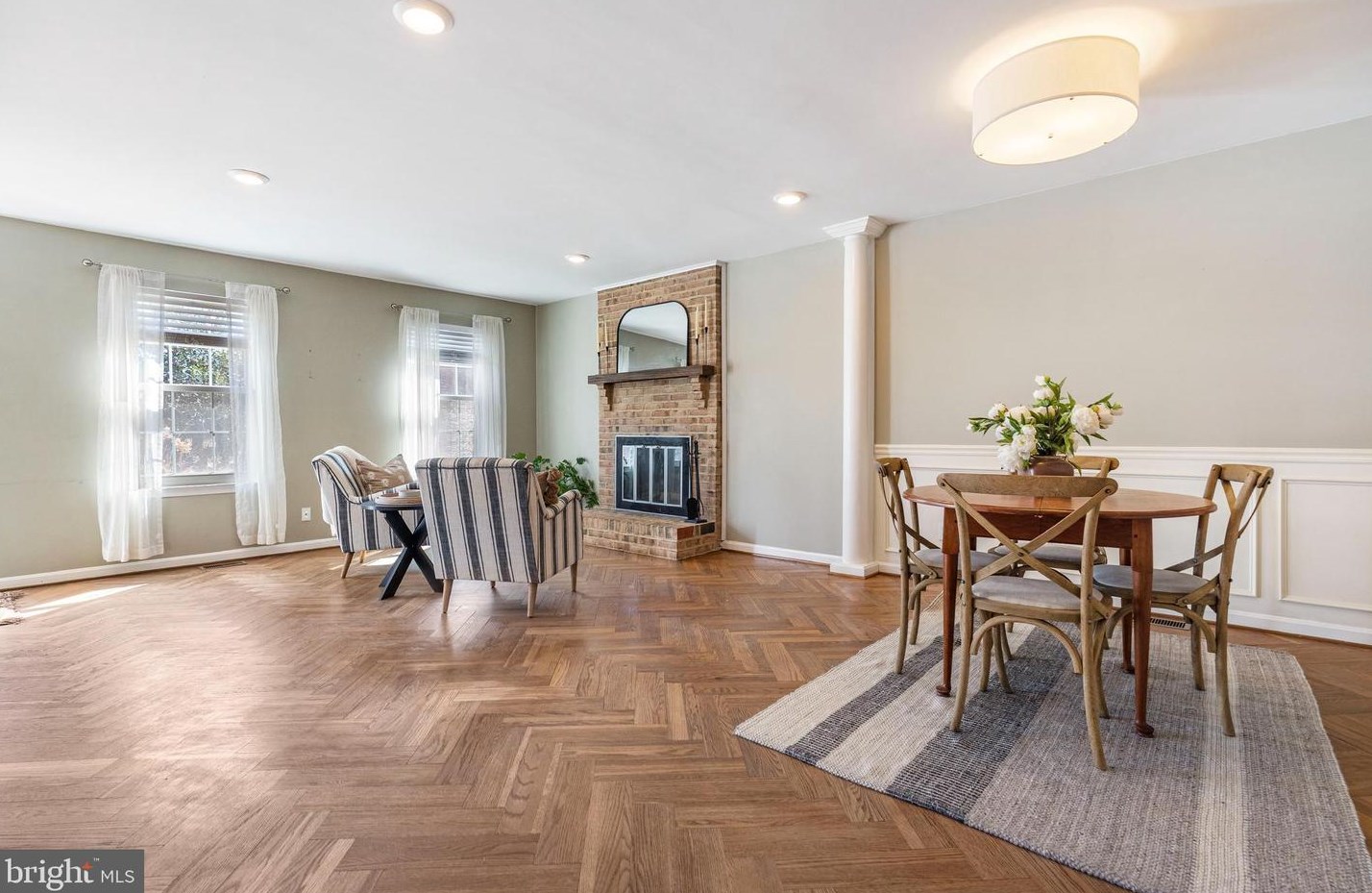 5712 Richardson Mews Sq, Baltimore MD  21227-4291 exterior