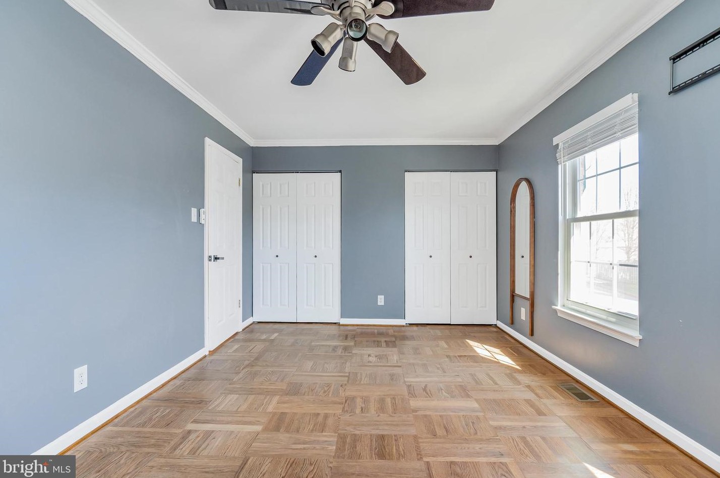 5712 Richardson Mews Sq, Baltimore MD  21227-4291 exterior