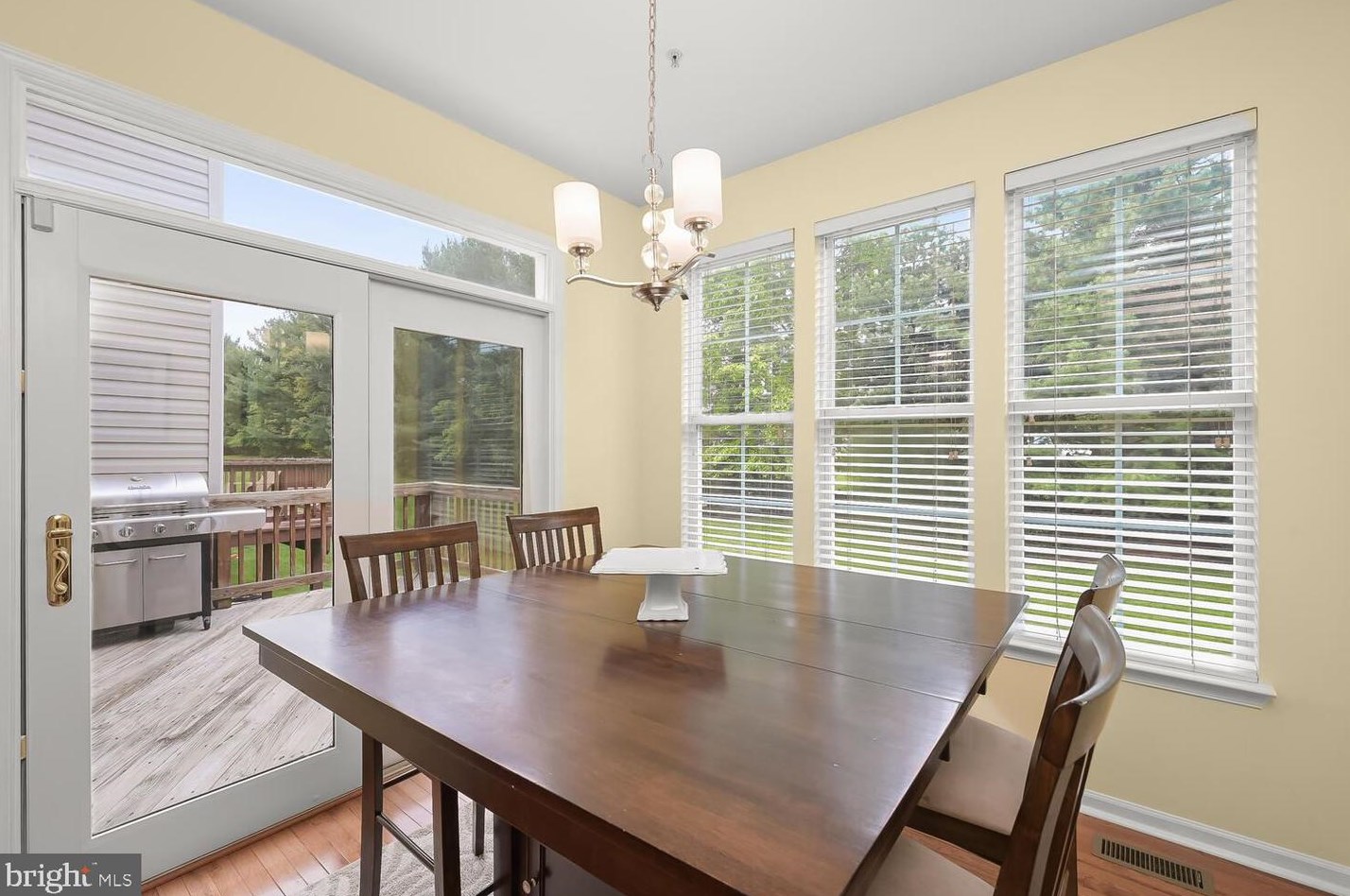 5942 Ivy League Dr, Baltimore MD  21228-5783 exterior