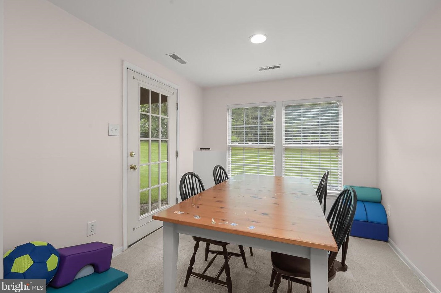 5942 Ivy League Dr, Baltimore MD  21228-5783 exterior