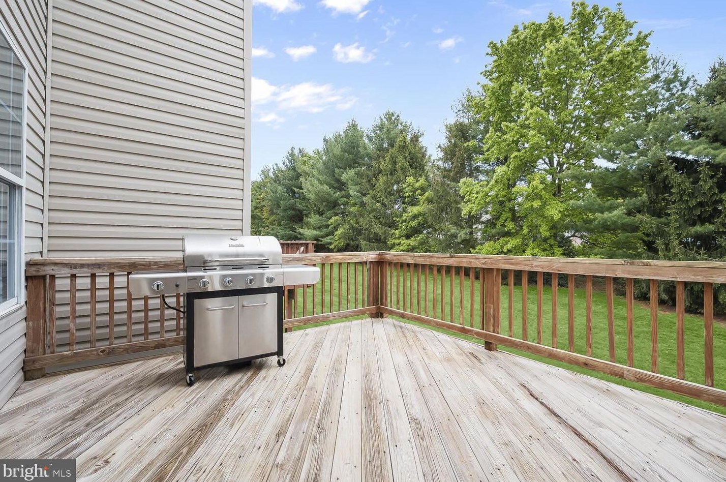 5942 Ivy League Dr, Baltimore MD  21228-5783 exterior