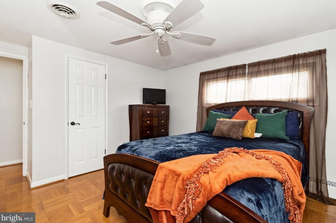 1106 Plover Dr, Baltimore MD  21227-4338 exterior
