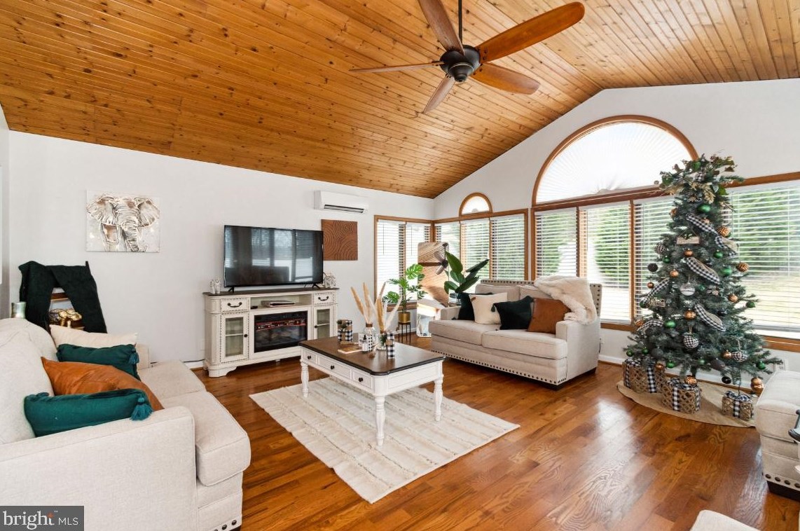 1106 Plover Dr, Baltimore MD  21227-4338 exterior