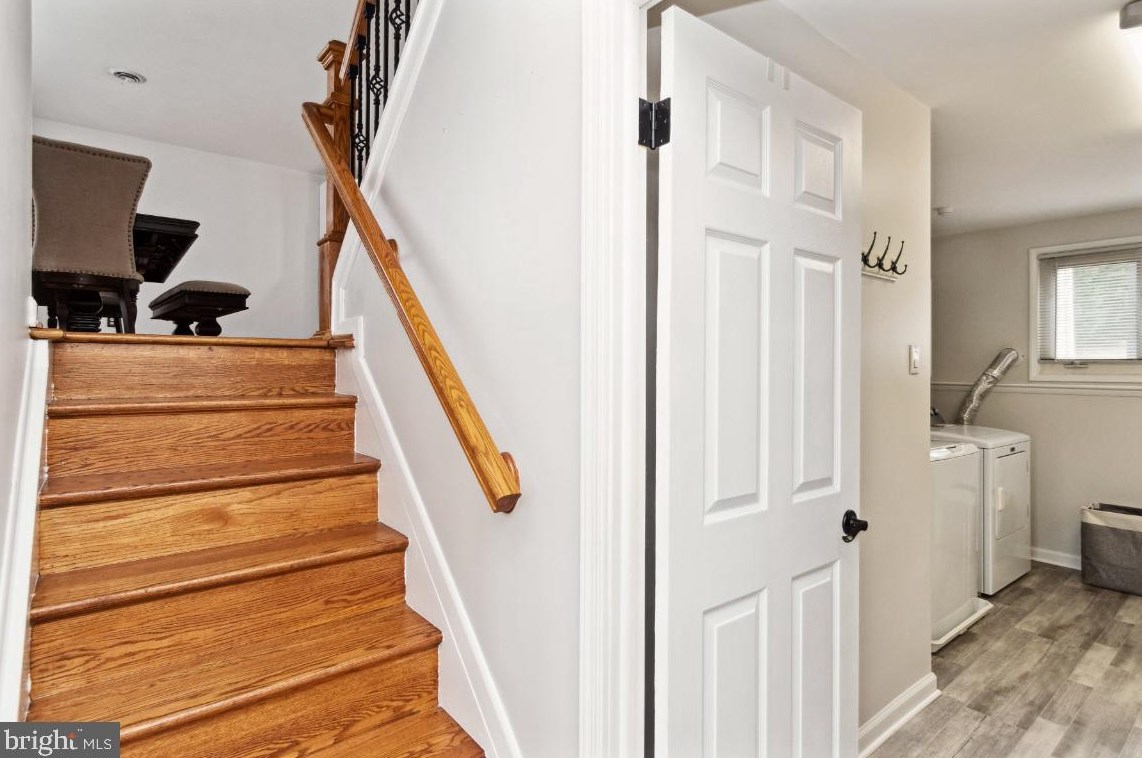 1106 Plover Dr, Baltimore MD  21227-4338 exterior