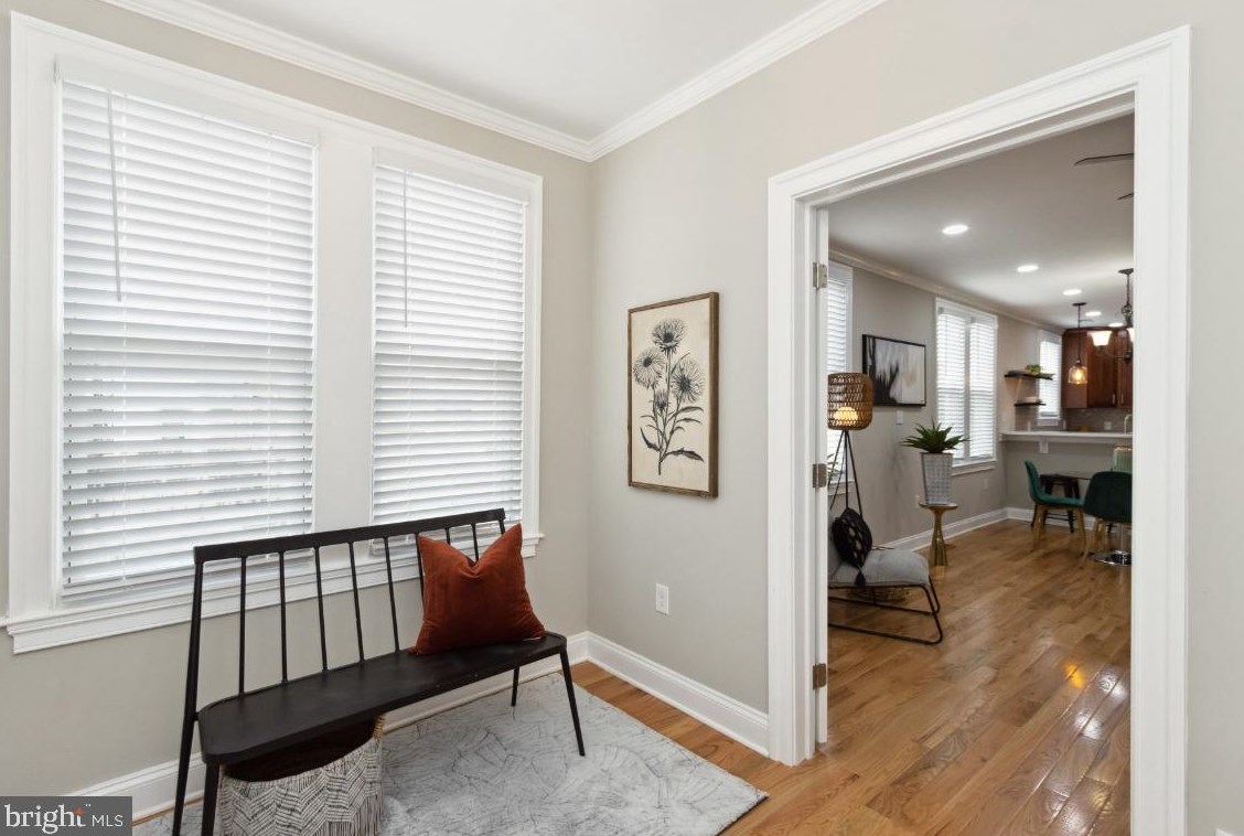 4 Mount De Sales Rd, Baltimore MD  21229-2205 exterior