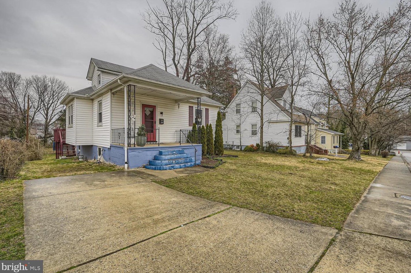 1239 Maiden Choice Ln, Baltimore MD  21229-5414 exterior