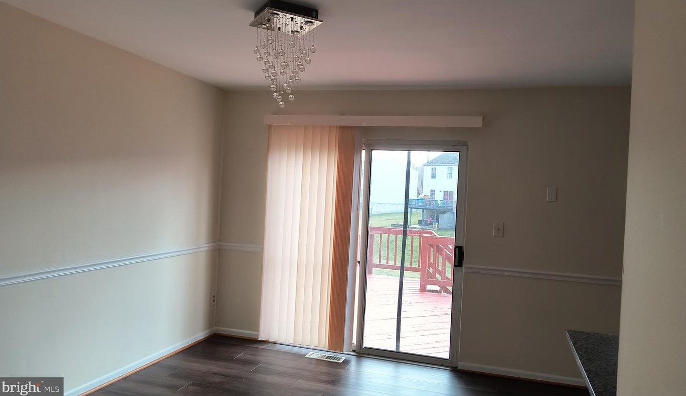 549 Brighton Pl, Baltimore MD  21221-1745 exterior