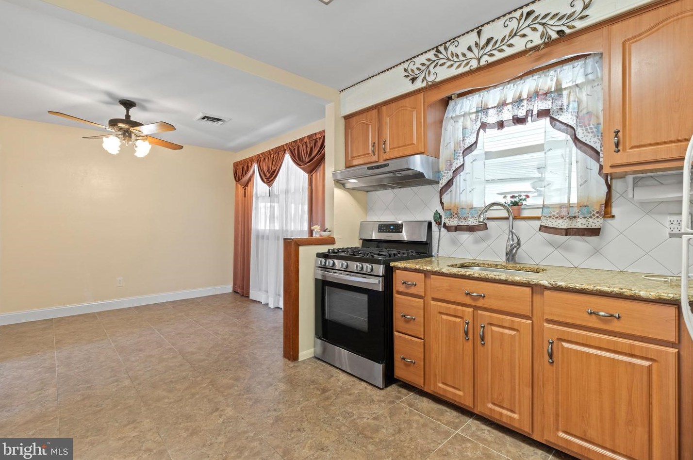 4216 Necker Ave, Baltimore MD 21236-2968 exterior