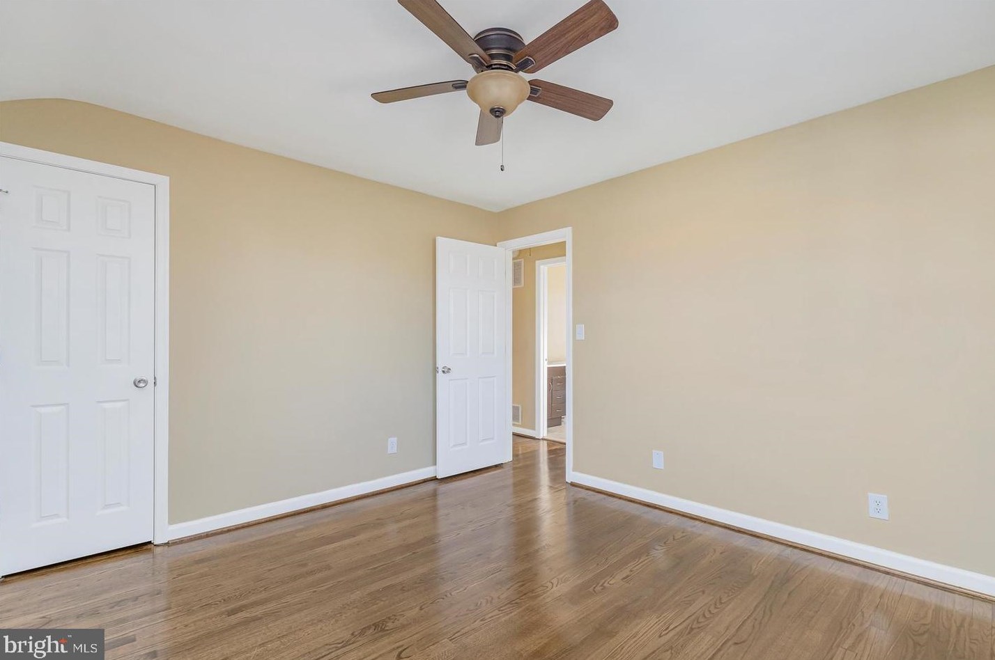 8204 Evergreen Dr, Baltimore MD  21234-5509 exterior