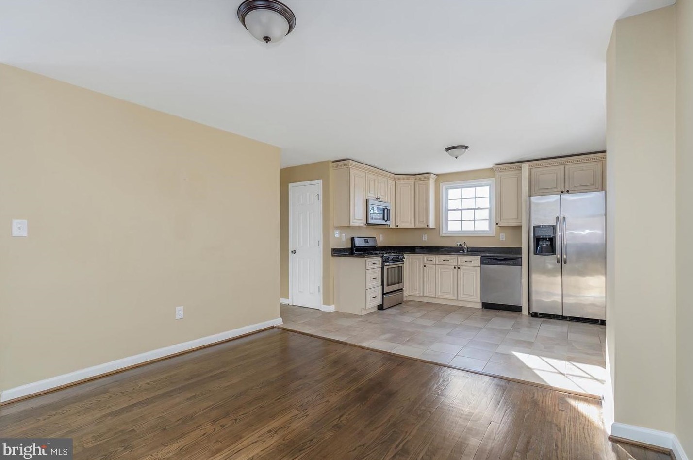 8204 Evergreen Dr, Baltimore MD  21234-5509 exterior