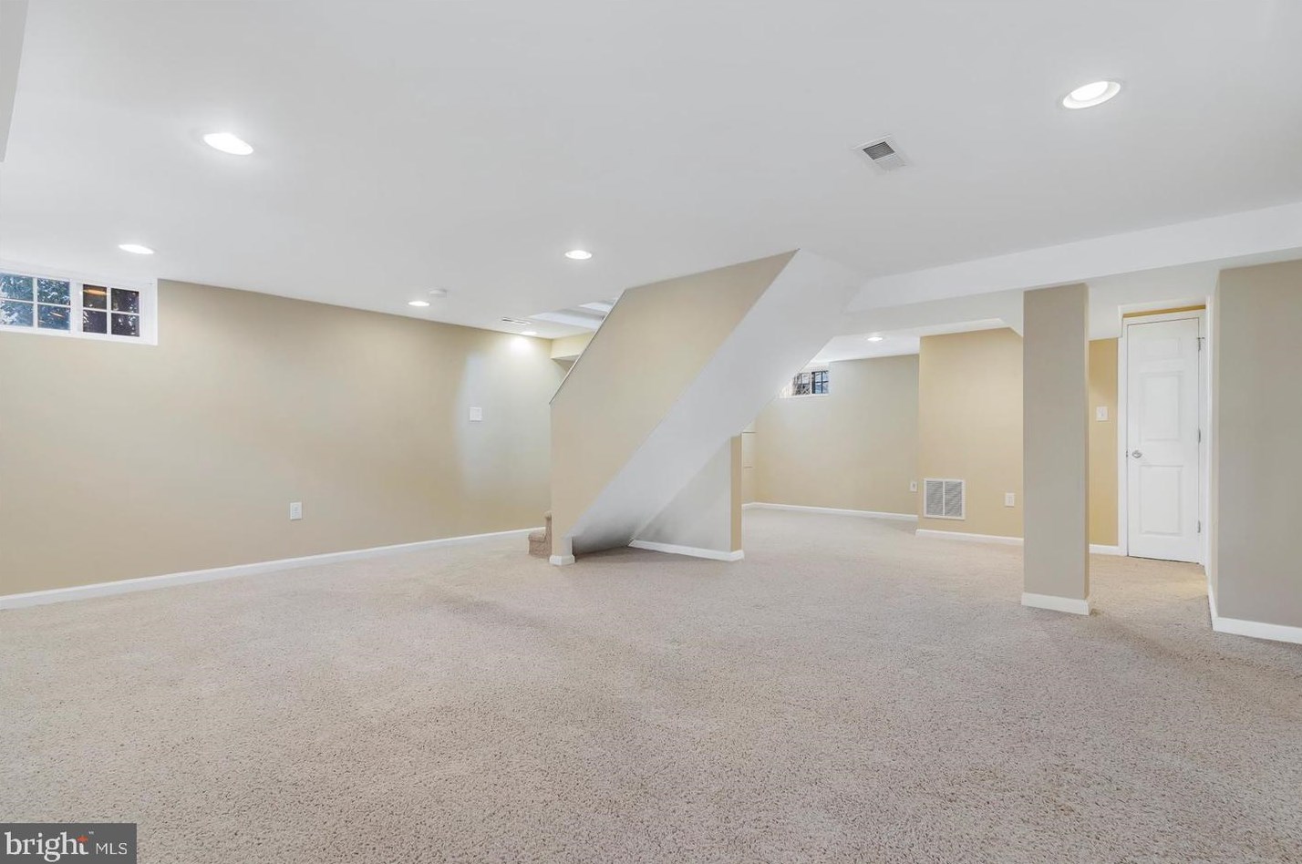 8204 Evergreen Dr, Baltimore MD  21234-5509 exterior