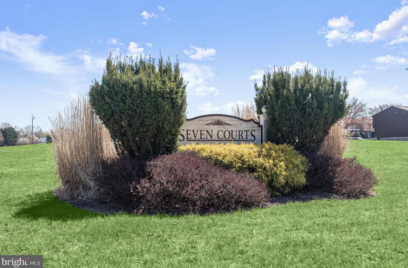 12 Romanoff Ct, Baltimore MD  21234-8018 exterior