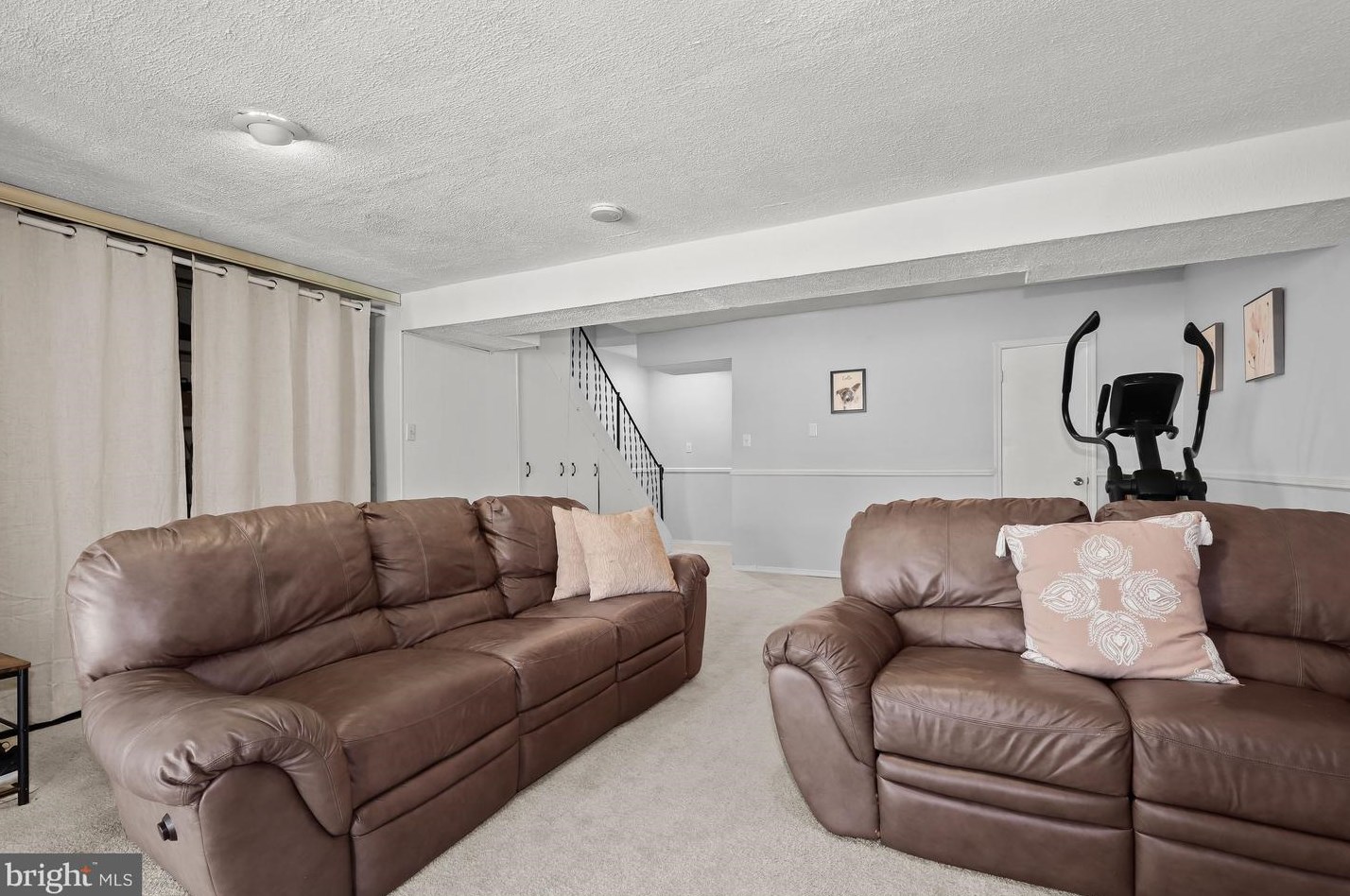 12 Romanoff Ct, Baltimore MD  21234-8018 exterior