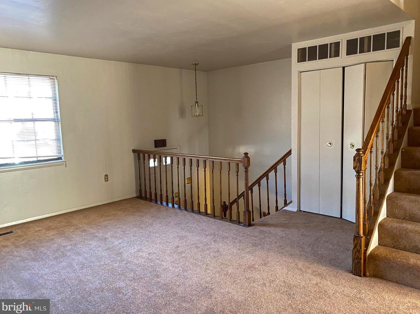 23 Heather Hill Rd, Baltimore MD  21228-6101 exterior