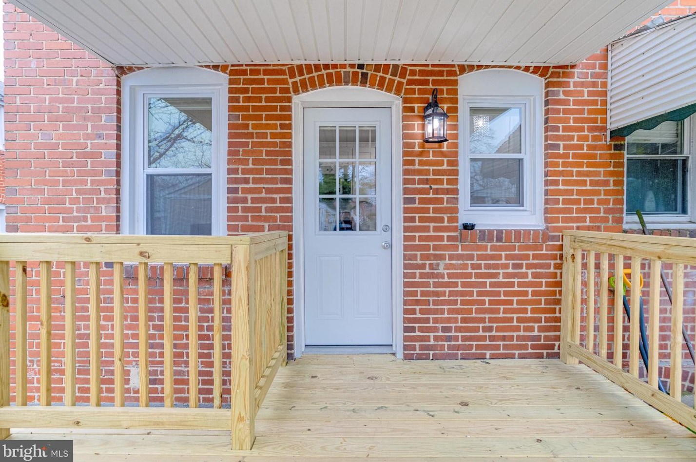 8426 Oakleigh Rd, Baltimore MD  21234-3726 exterior