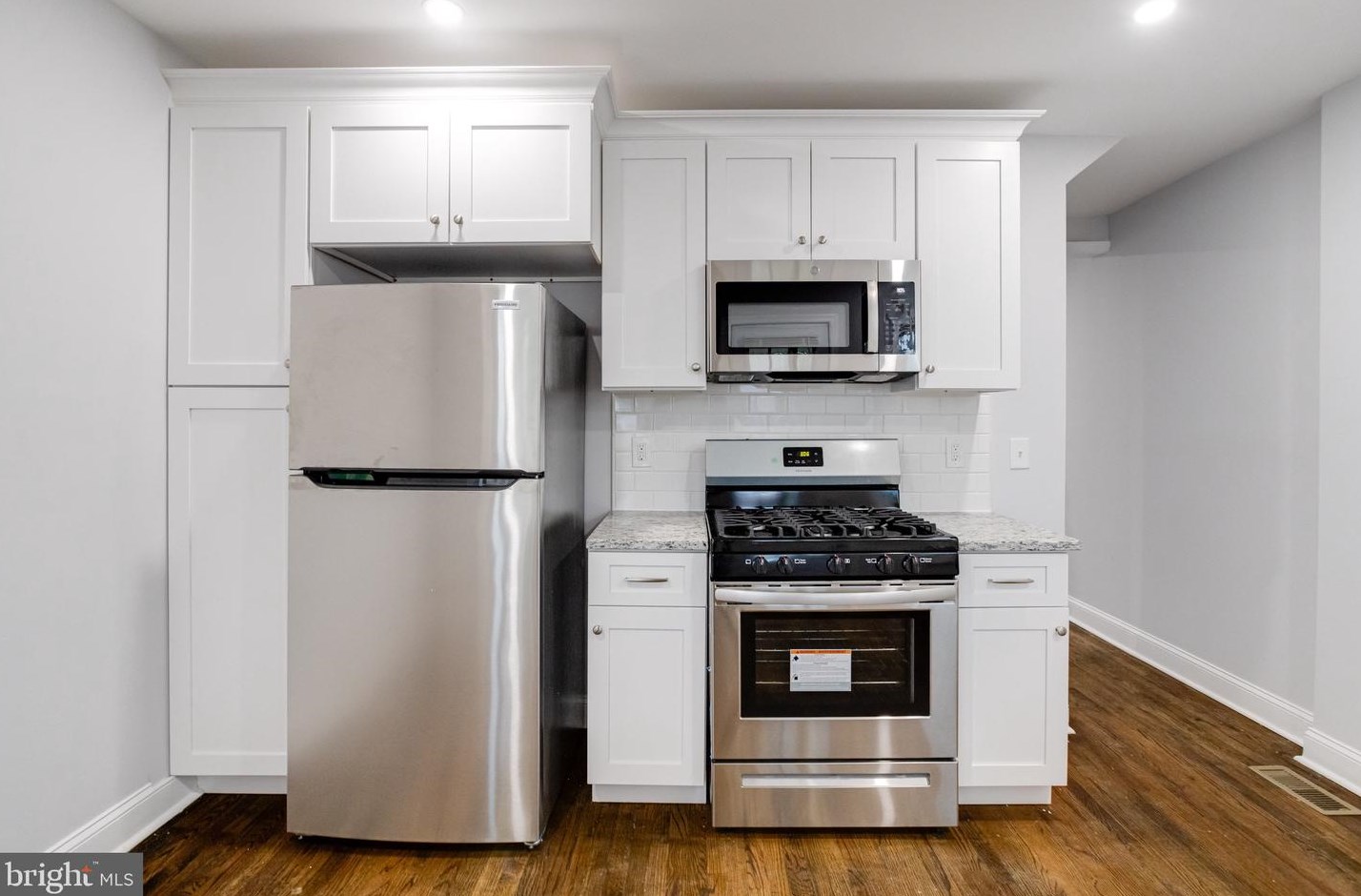 8426 Oakleigh Rd, Baltimore MD  21234-3726 exterior