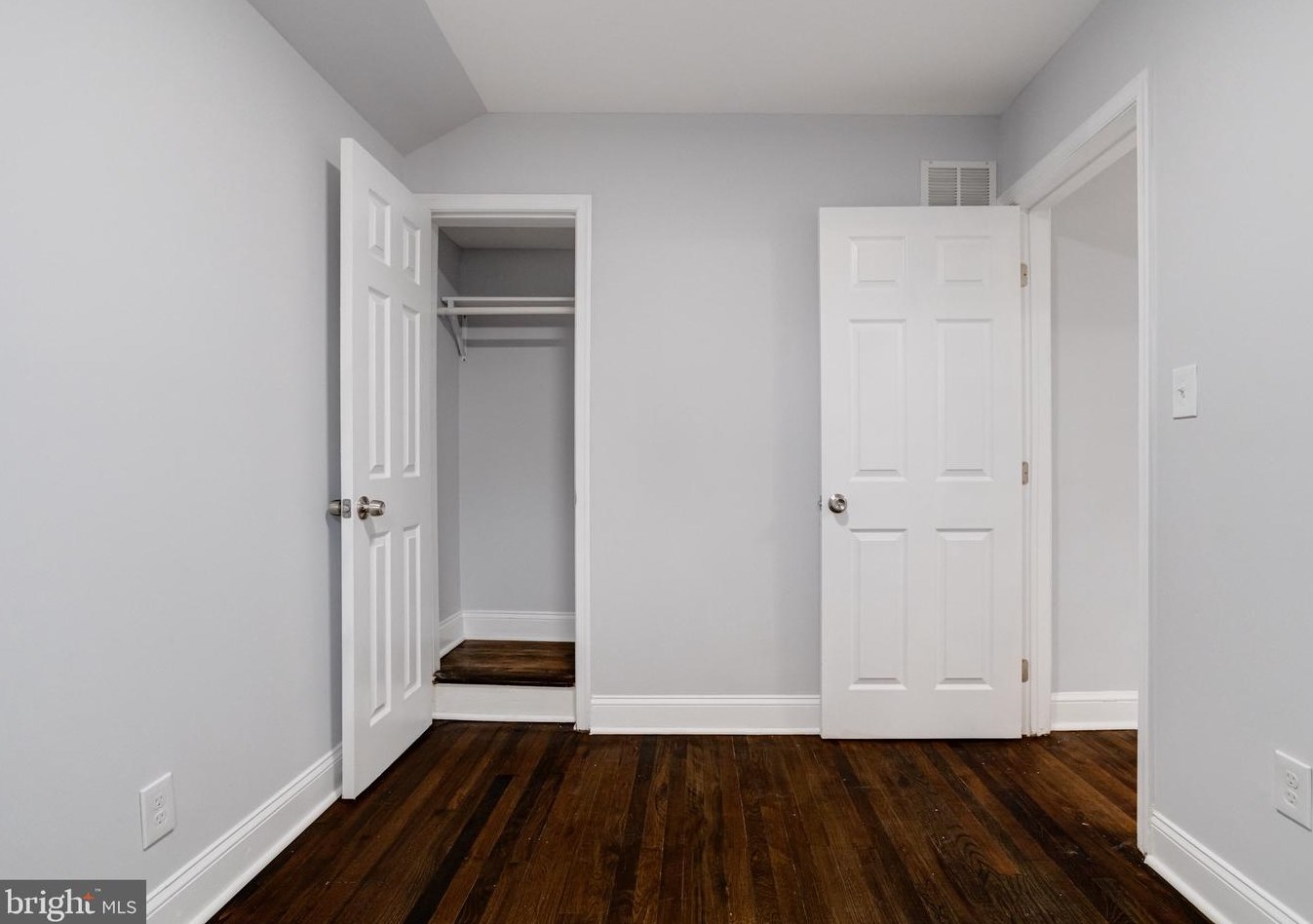 8426 Oakleigh Rd, Baltimore MD  21234-3726 exterior