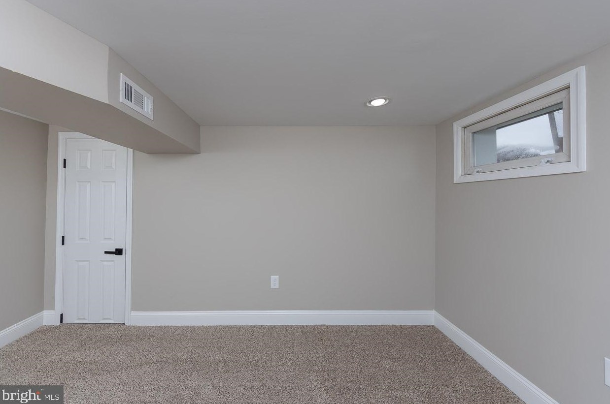 513 Patuxent Ave, Baltimore MD  21237-3108 exterior