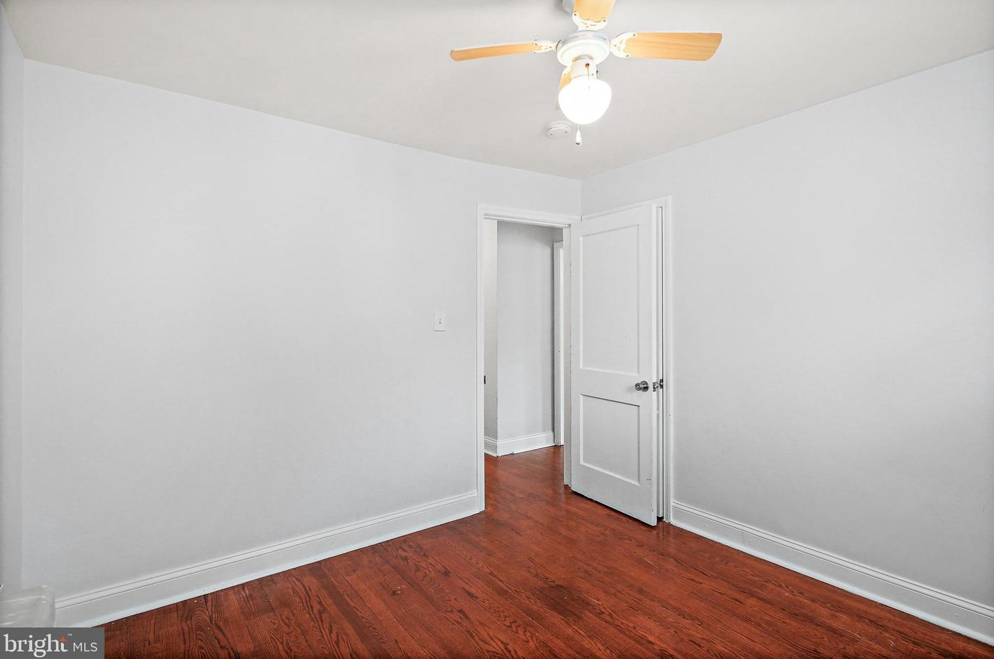 229 Beaumont Ave, Baltimore MD  21228-4308 exterior