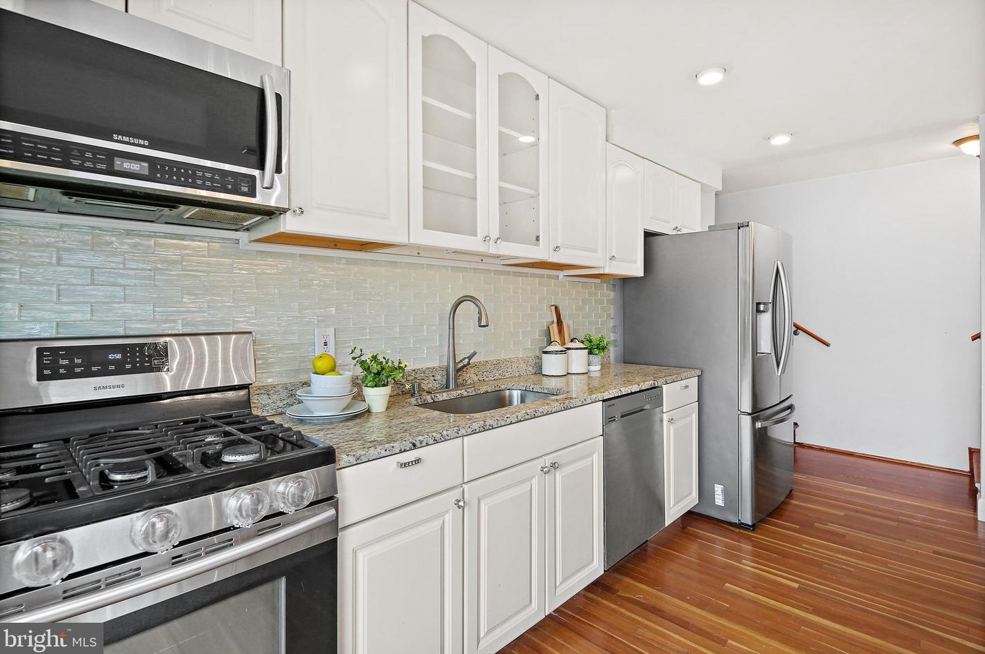 229 Beaumont Ave, Baltimore MD  21228-4308 exterior