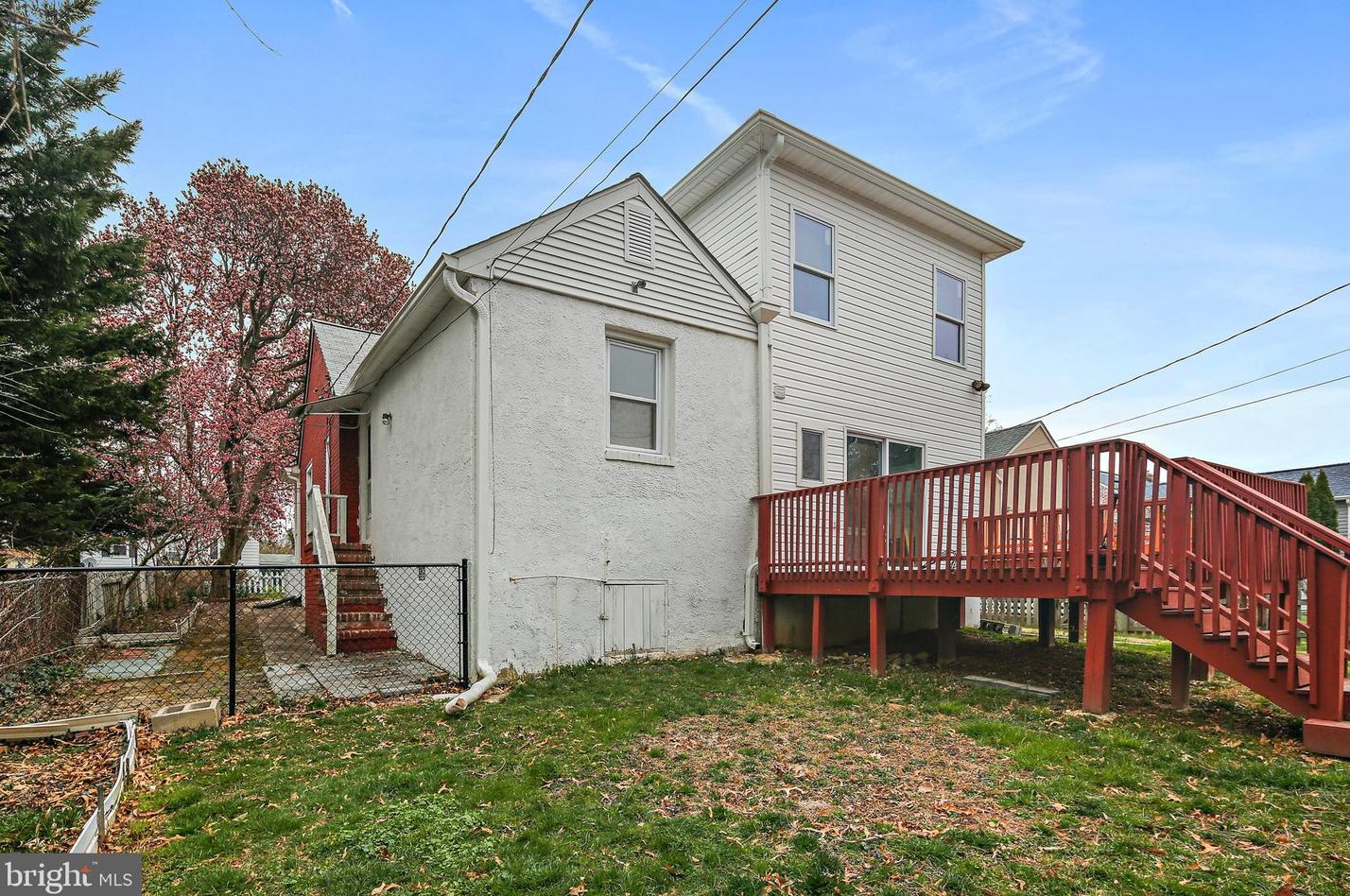 229 Beaumont Ave, Baltimore MD  21228-4308 exterior