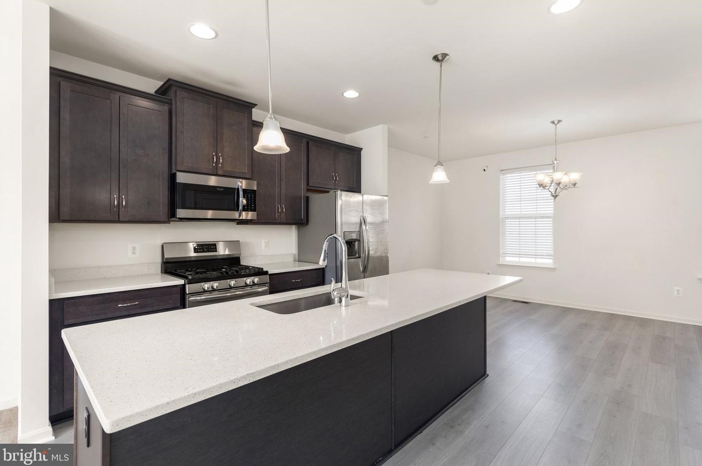 112 Ironwood Ct, Baltimore MD 21237 exterior