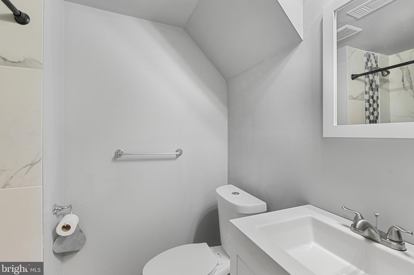 8414 Kavanagh Rd, Baltimore MD  21222-5625 exterior